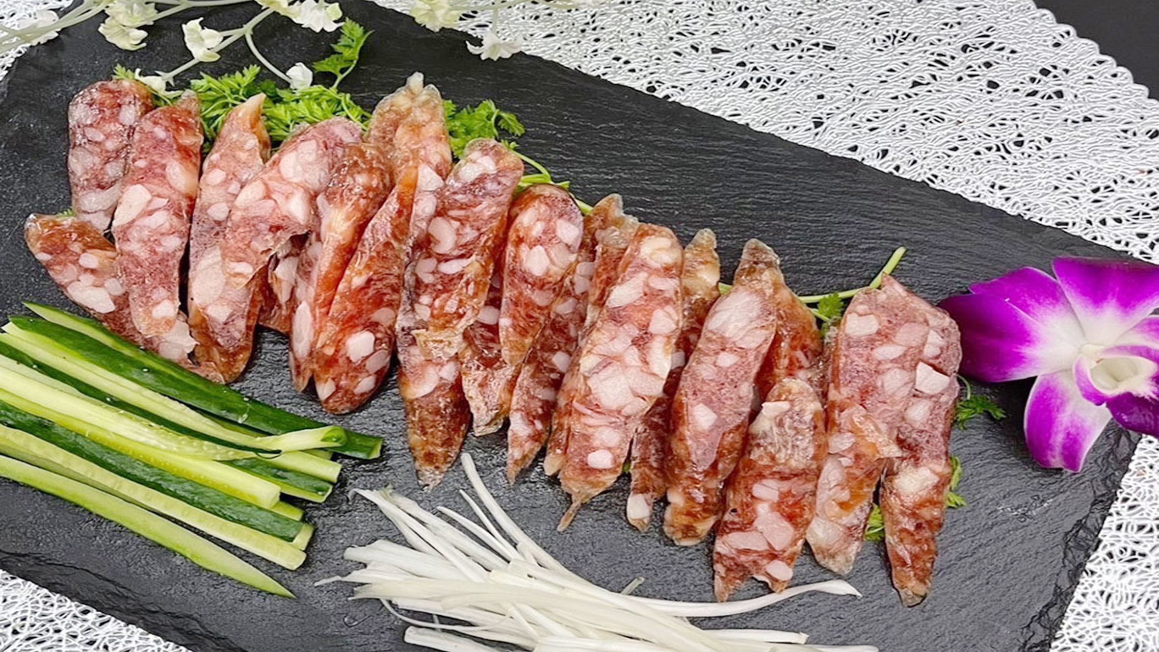 【野球めし】ご飯が止まらない最強の海外助っ人！中華風ソーセージ「ラプチョン」の爆発力